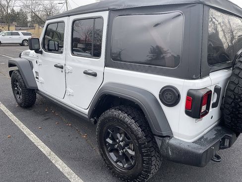Used 2021 Jeep Wrangler Unlimited Sport image 11