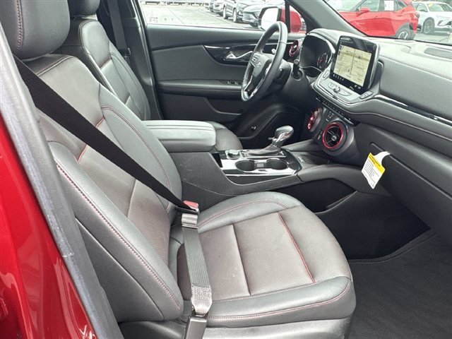Certified 2024 Chevrolet Blazer RS FWD image 28