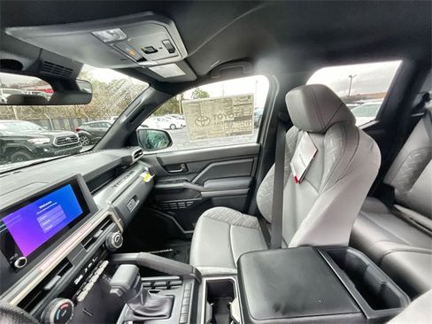 New 2026 Toyota Tacoma SR5 image 31