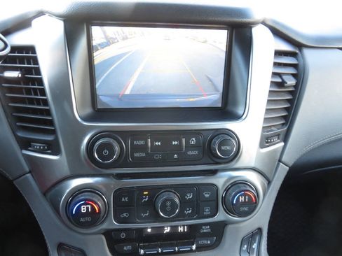 Used 2015 Chevrolet Suburban LT AWD/4WD image 19