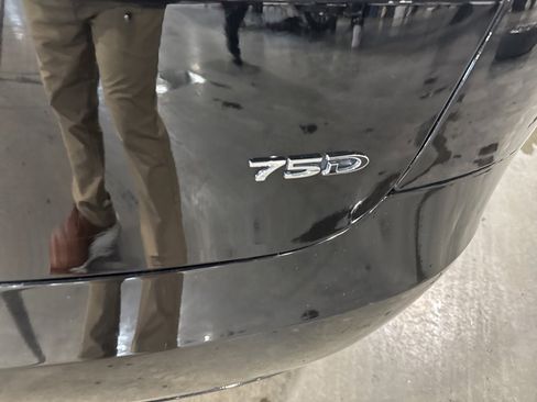 Used 2018 Tesla Model S 75D image 21