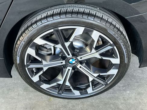 Used 2025 BMW 330i Sedan RWD image 11