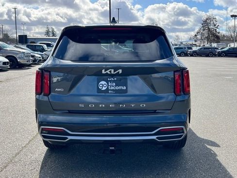 Certified 2022 Kia Sorento SX image 6