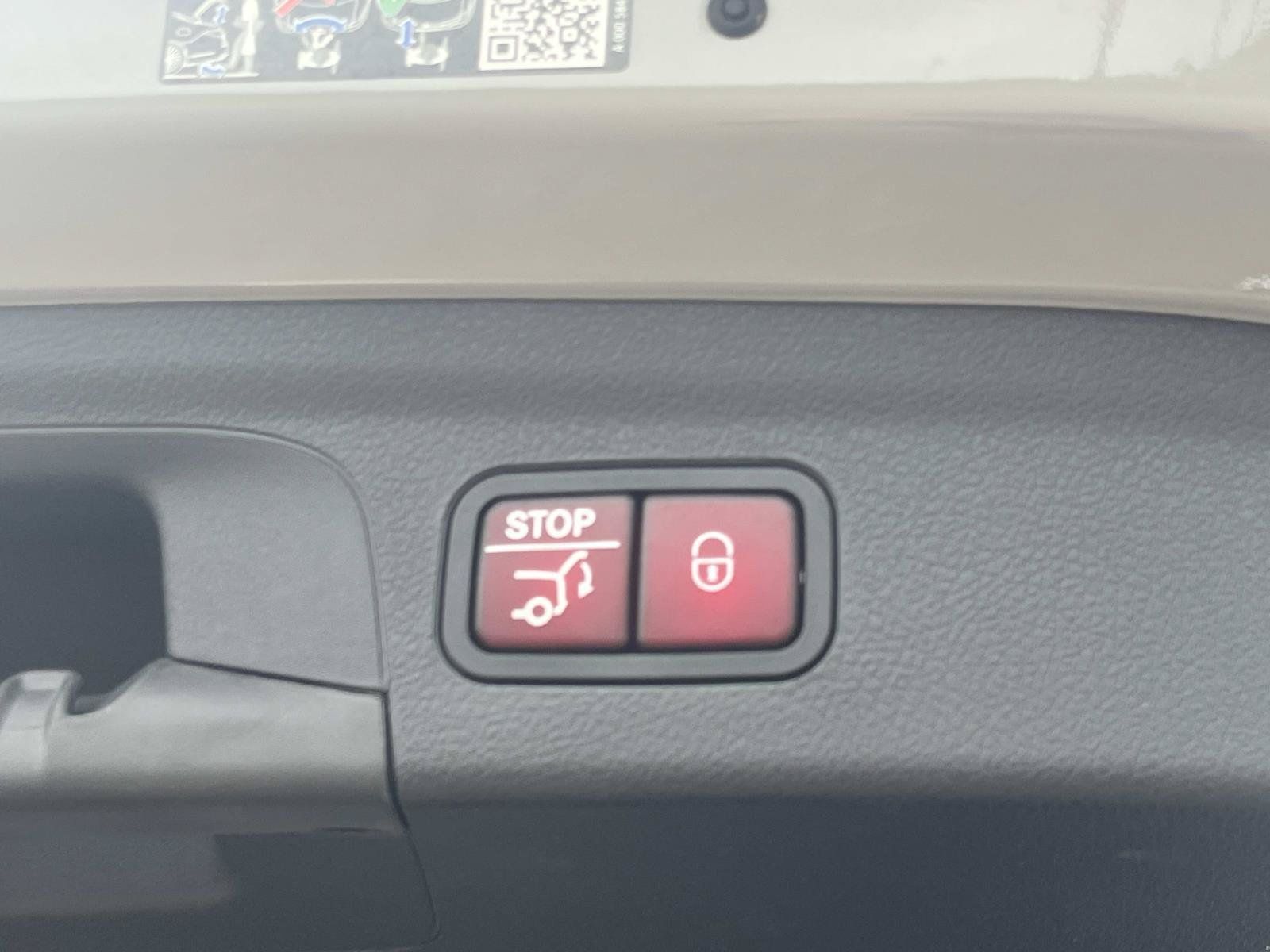 Certified 2024 Mercedes-Benz GLE 450e 4MATIC image 13