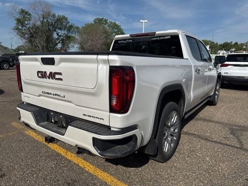 Used 2021 GMC Sierra 1500 Denali w/ Denali Premium Package AWD/4WD image 4