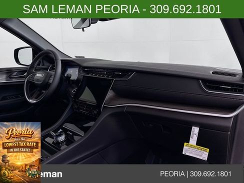 New 2025 Jeep Grand Cherokee L Limited image 31