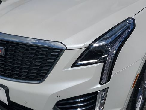 Certified 2024 Cadillac XT5 Premium Luxury image 11