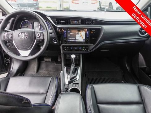 Certified 2017 Toyota Corolla XSE image 4