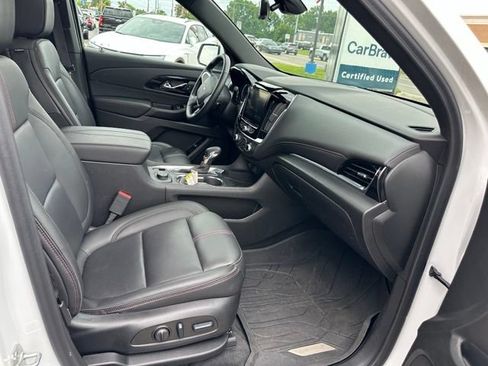 Used 2023 Chevrolet Traverse RS w/ LPO, Floor Liner Package AWD/4WD image 34