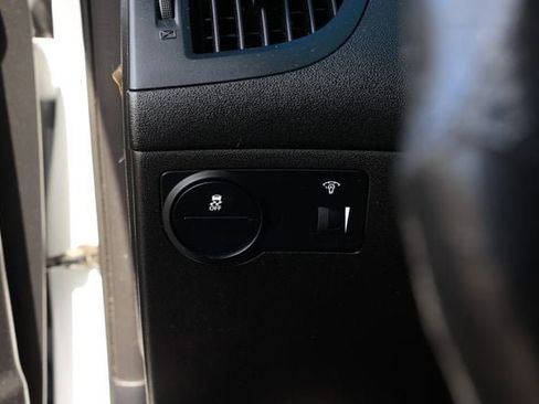 Used 2015 Hyundai Genesis 3.8 image 45