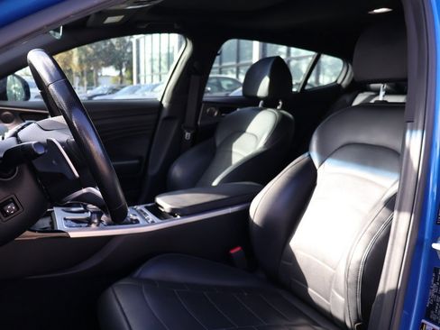 Used 2023 Kia Stinger GT2 image 30