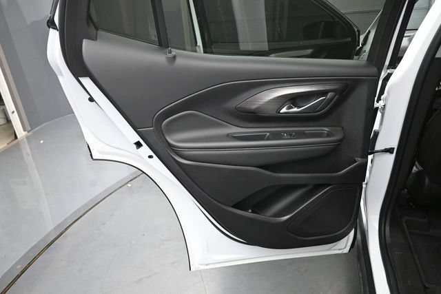 Used 2024 GMC Terrain SLE w/ Driver Convenience Package FWD image 14