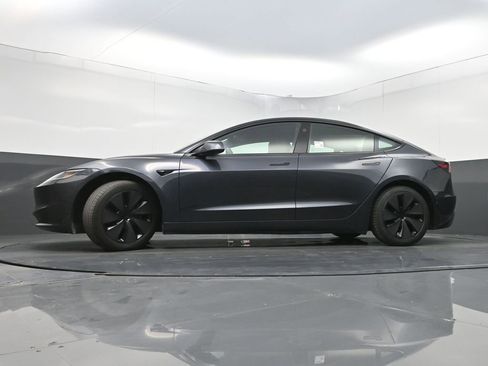 Used 2024 Tesla Model 3 Standard Range image 26