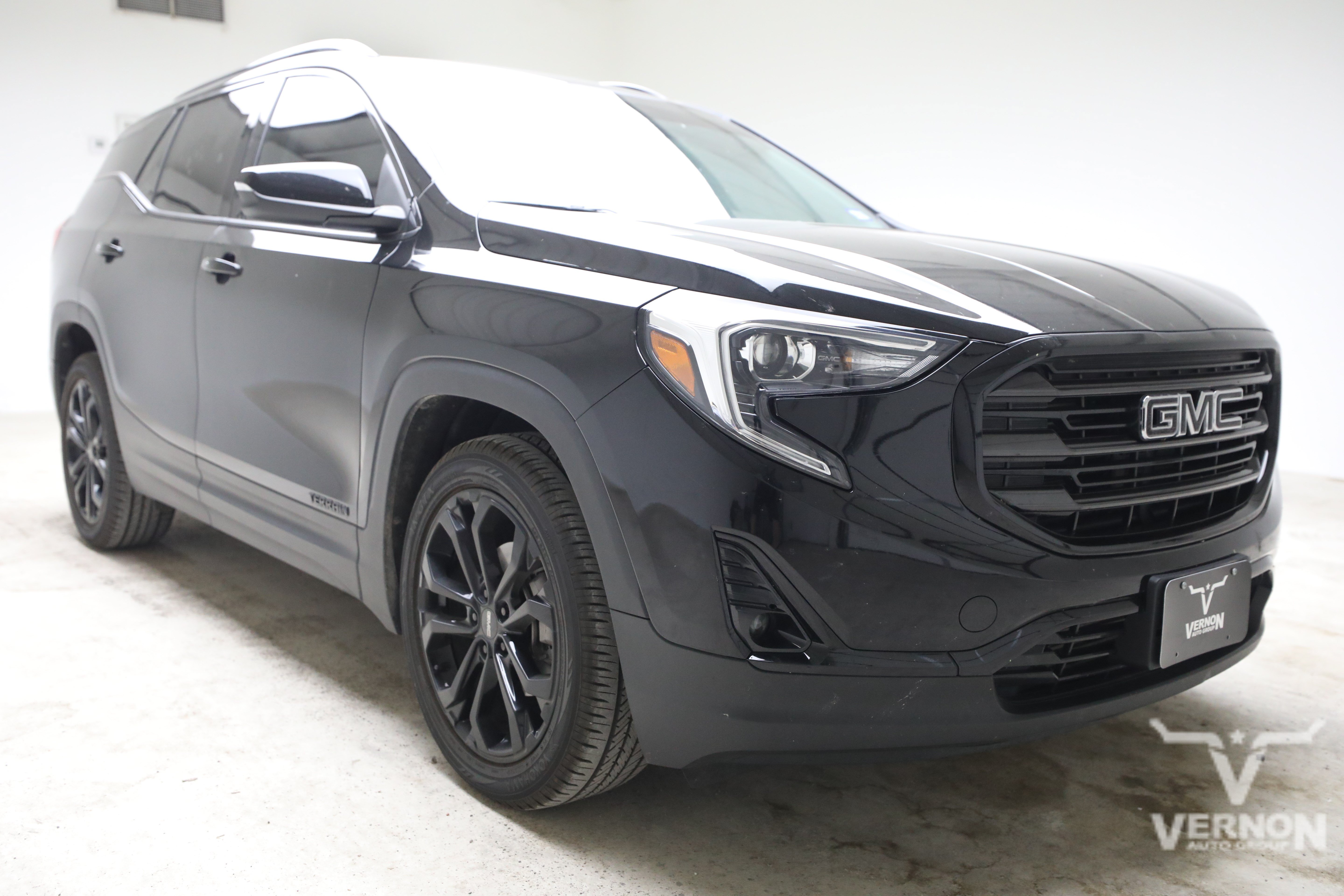 Used 2021 GMC Terrain SLT w/ Infotainment Package II FWD image 6