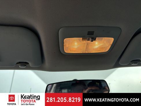 Used 2014 Toyota Corolla S image 17