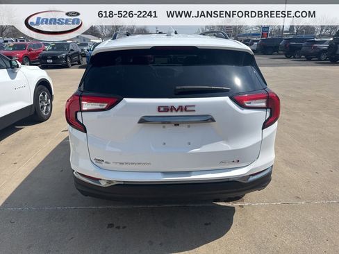 Used 2023 GMC Terrain AT4 image 6