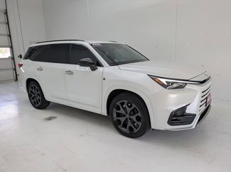 Used 2025 Lexus TX 500h AWD w/ Technology Package video 3