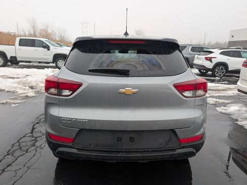 Used 2025 Chevrolet TrailBlazer LS w/ LS Convenience Package image 7