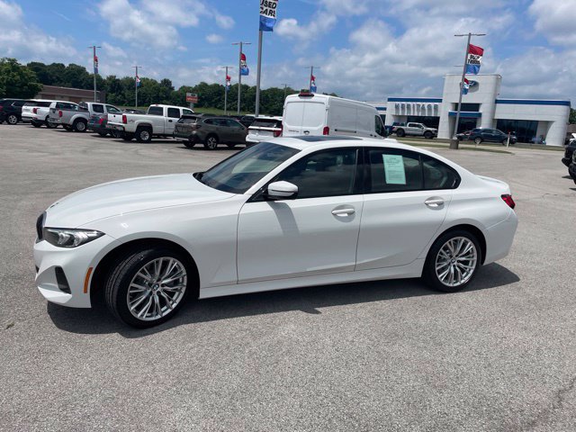 Used 2023 BMW 330i xDrive Sedan w/ Driving Assistance Package AWD/4WD image 4