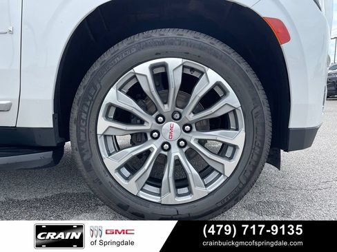 Used 2021 GMC Yukon Denali AWD/4WD image 32