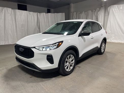 Used 2024 Ford Escape Active w/ Tech Pack #1 image 3