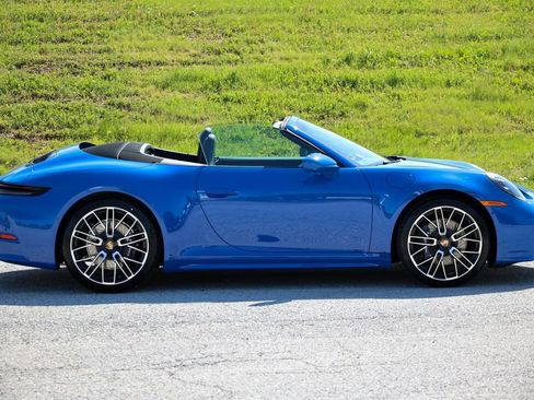 New 2026 Porsche 911 Carrera RWD image 47