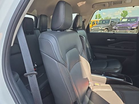 Used 2023 Nissan Pathfinder SL w/ SL Premium Package AWD/4WD image 85