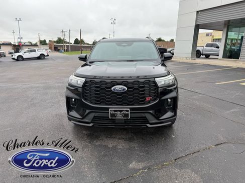 Used 2025 Ford Explorer ST w/ Sun And Sound Package AWD/4WD image 7
