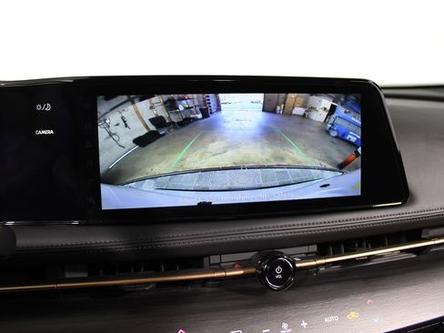 Used 2024 Nissan Ariya FWD image 14