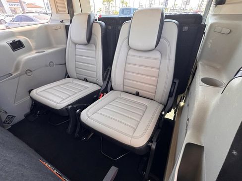 Used 2019 Ford Transit Connect XLT FWD image 30