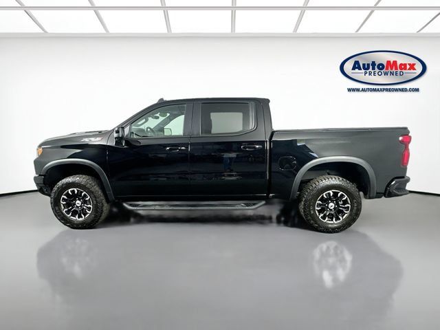 Used 2024 Chevrolet Silverado 1500 ZR2 w/ Technology Package AWD/4WD image 4