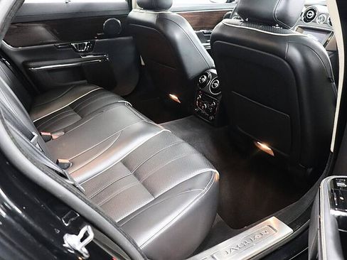 Used 2015 Jaguar XJ L Portfolio RWD image 14