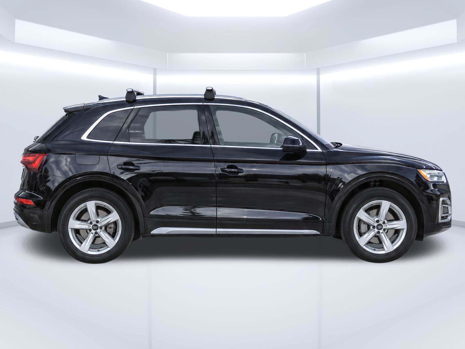 Used 2023 Audi Q5 2.0T Premium w/ Convenience Package AWD/4WD image 8