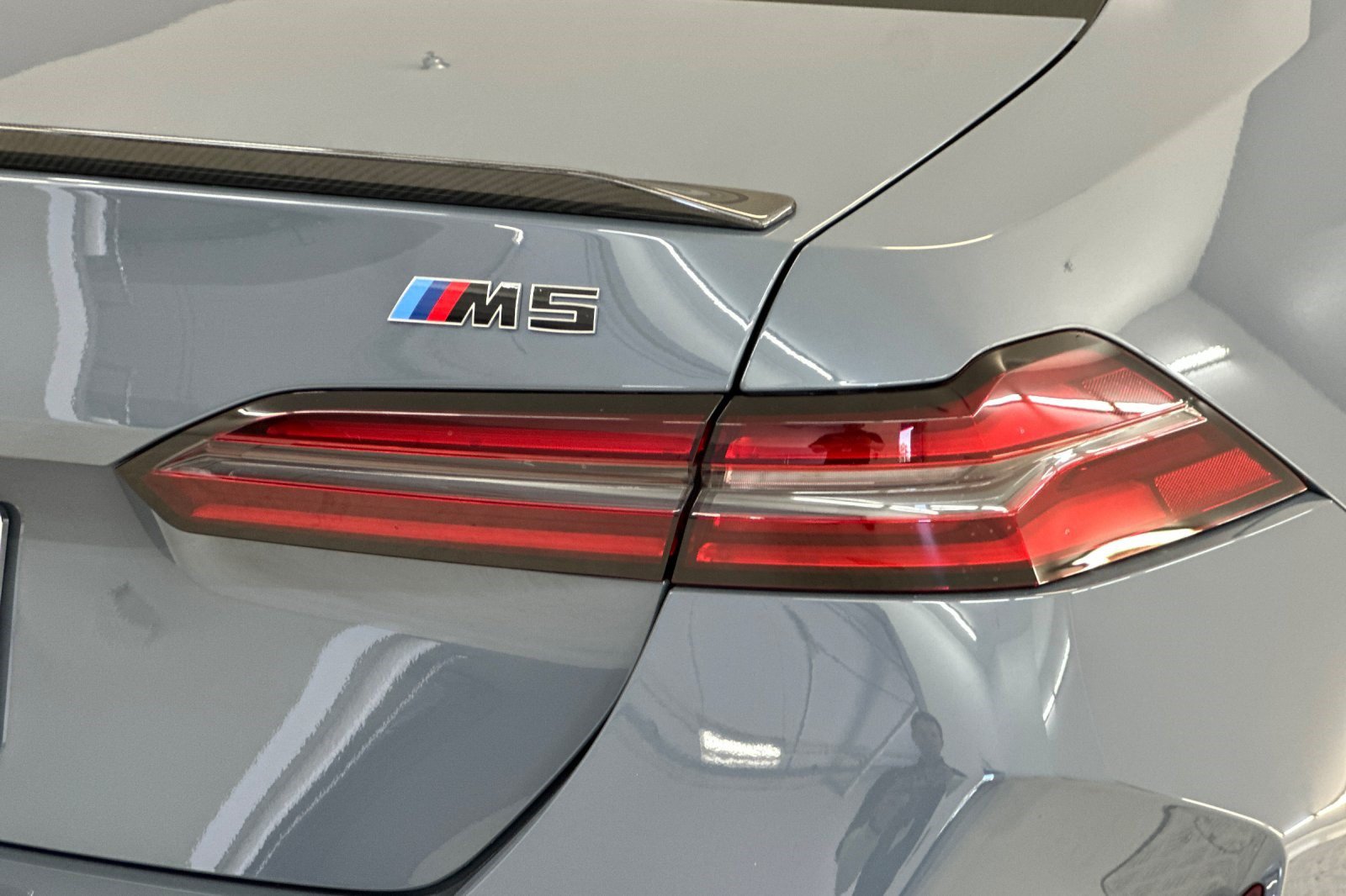 New 2027 BMW M5 w/ Carbon Package AWD/4WD image 25