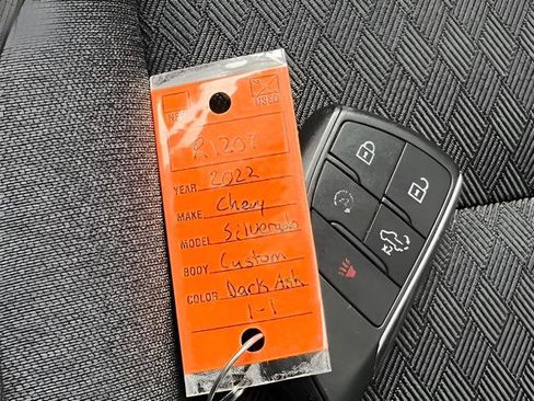 Used 2022 Chevrolet Silverado 1500 Custom image 31