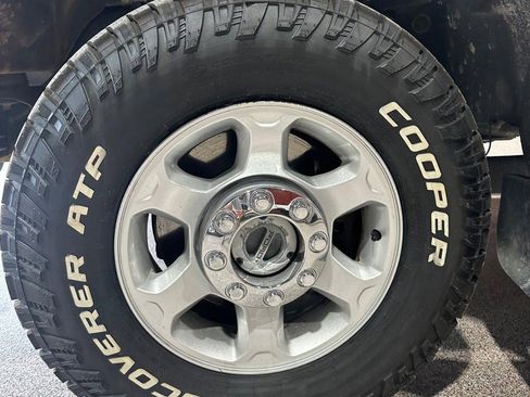 Used 2016 Ford F250 XLT w/ XLT Value Package AWD/4WD image 12