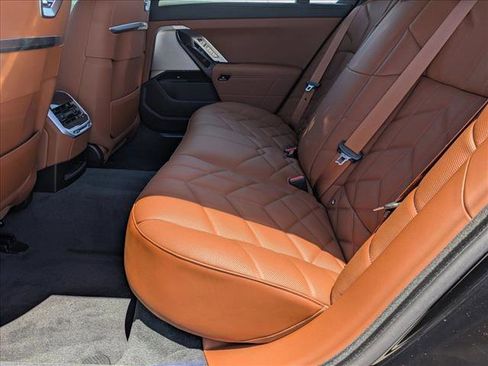New 2026 BMW 740i RWD image 15