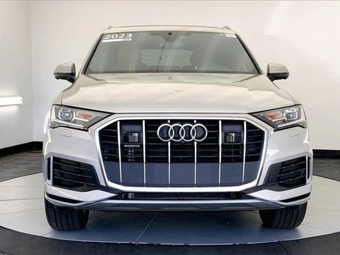 Certified 2023 Audi Q7 2.0T Premium w/ Convenience Package image 3