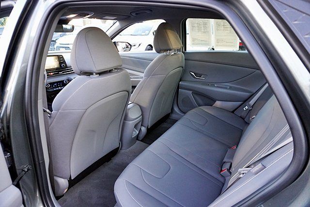 Certified 2026 Hyundai Elantra Sport FWD image 25