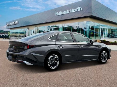 New 2026 Hyundai Sonata SEL FWD image 8