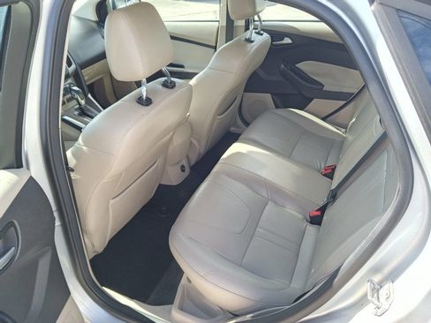 Used 2012 Ford Focus SEL image 7