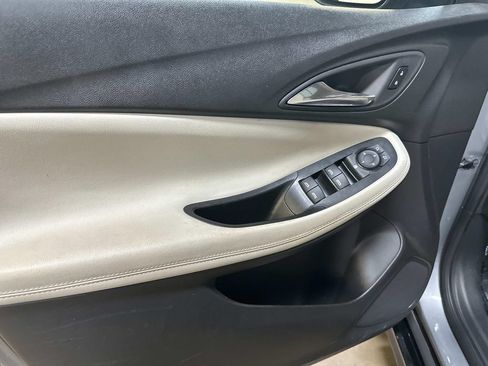 Used 2024 Buick Encore GX Sport Touring FWD image 12