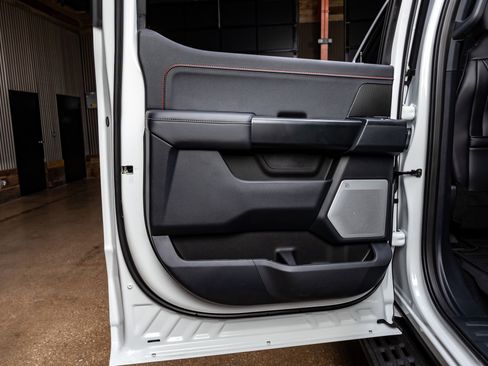 Used 2025 Ford F150 Raptor image 38