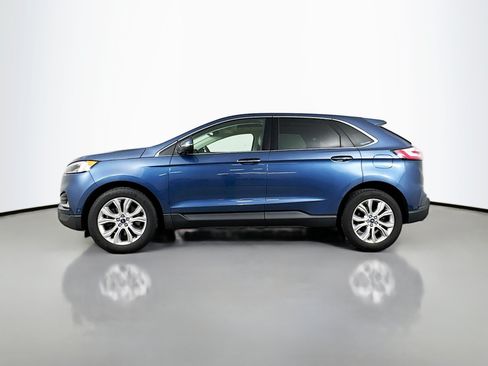 Used 2019 Ford Edge Titanium w/ Equipment Group 301A AWD/4WD image 4