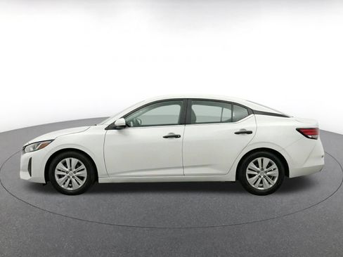 Used 2025 Nissan Sentra S FWD image 4