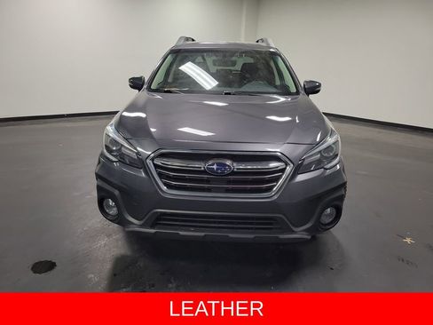 Used 2019 Subaru Outback 2.5i Limited image 2