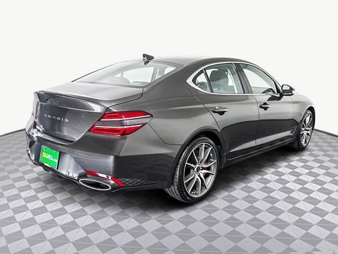 Used 2025 Genesis G70 2.5T image 10