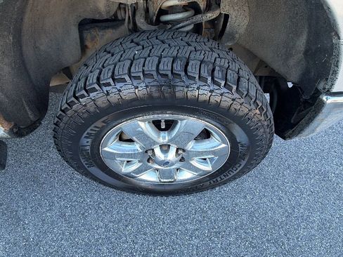 Used 2014 Ford F150 XLT w/ Equipment Group 302A Luxury image 22