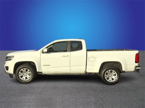 Used 2020 Chevrolet Colorado LT w/ Safety Package image 7