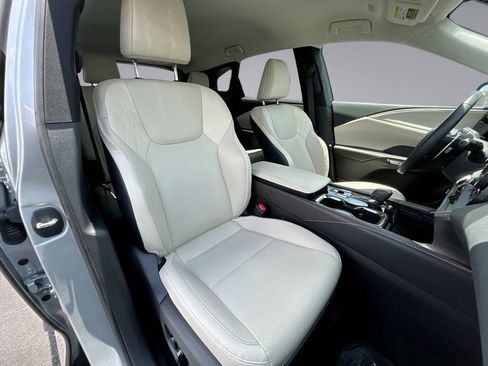 Used 2024 Lexus RX 350 FWD w/ Technology Package image 16